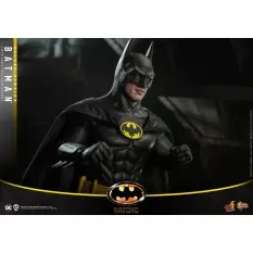 Hot Toys MMS693 Batman (1989) Collectible Action Figure 1/6 Batman (Deluxe Version) 30cm (New)