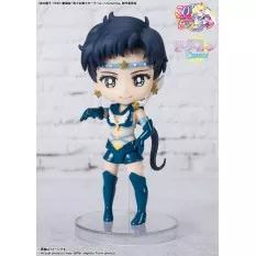Pretty Guardian Sailor Moon Cosmos: The Movie Action Figurine Figuarts Mini Sailor Star Fighter Cosmos Edition 9cm