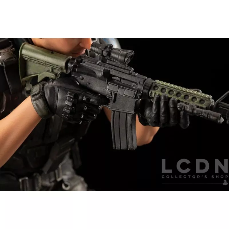 Resident Evil: Vendetta Figure ARTFX 1/6 Chris Redfield 28cm