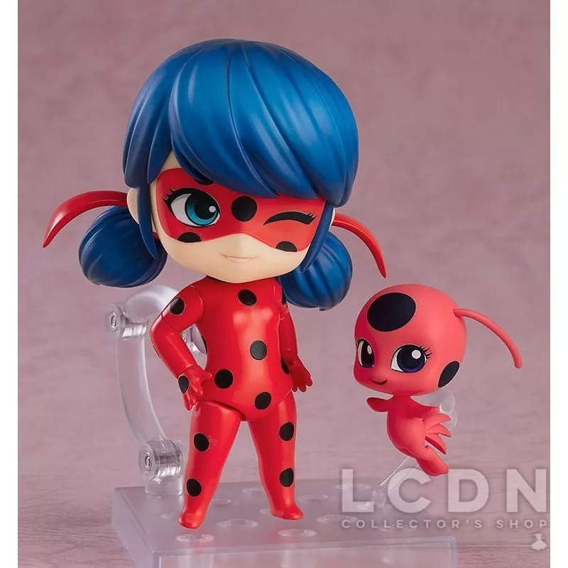 Miraculous tales of ladybug and cat noir on sale action figures