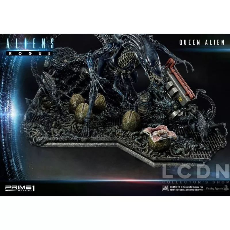 Aliens Premium Masterline Series Statue Queen Alien Battle Diorama 71 cm