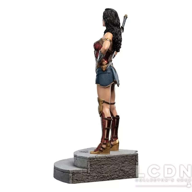 Zack Snyder&#039;s Justice League Statue 1/6 Wonder Woman 37cm