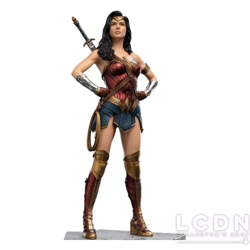 Zack Snyder&#039;s Justice League Statue 1/6 Wonder Woman 37cm