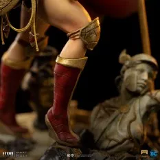 Wonder Woman Unleashed Statue 1/10 BDS Art Scale Wonder Woman 30cm