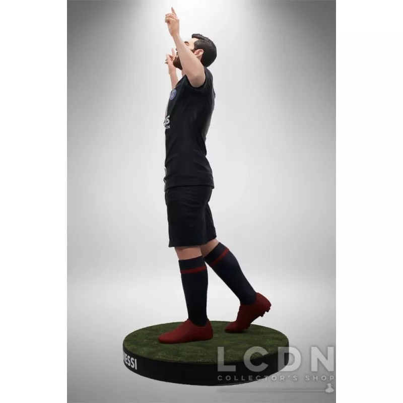 Football&#039;s Finest: Paris Saint-Germain Statue 1/3 Lionel Messi 60cm