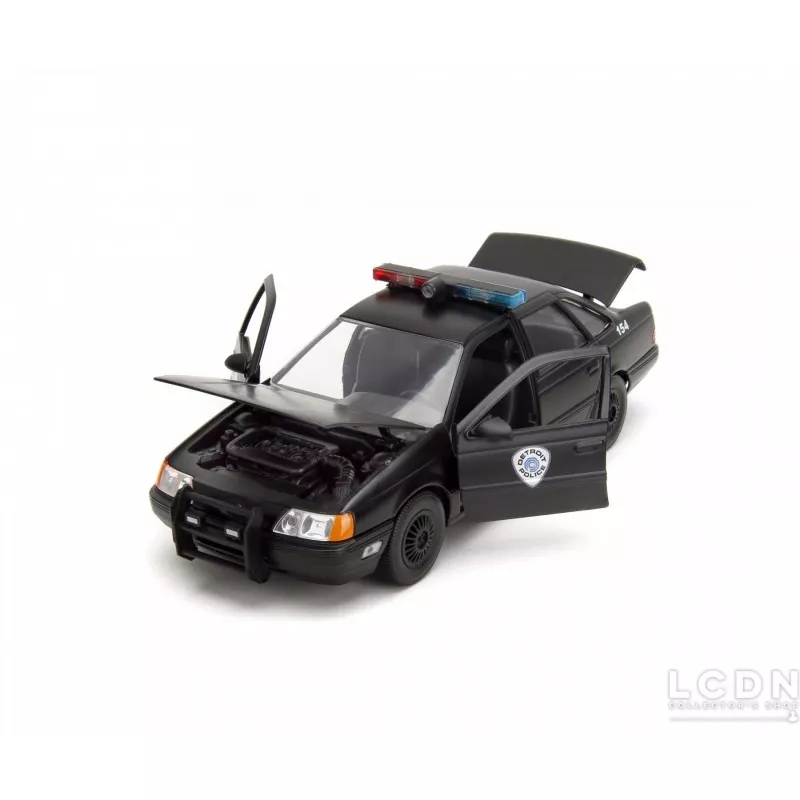 Robocop &amp; 1986 Ford Taurus 1/24 Jada Toys