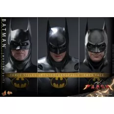 Hot Toys MMS712 The Flash Collectible Action Figure 1/6 Batman (Modern Suit) 30cm