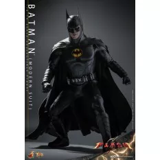 Hot Toys MMS712 The Flash Collectible Action Figure 1/6 Batman (Modern Suit) 30cm