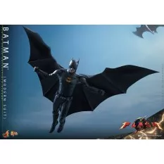 Hot Toys MMS712 The Flash Collectible Action Figure 1/6 Batman (Modern Suit) 30cm