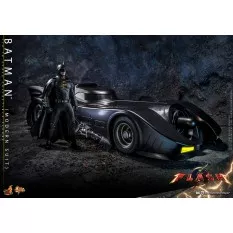 Hot Toys MMS712 The Flash Collectible Action Figure 1/6 Batman (Modern Suit) 30cm