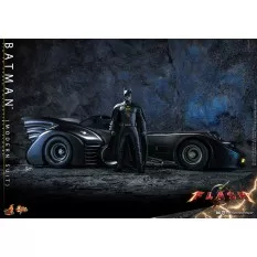 Hot Toys MMS712 The Flash Collectible Action Figure 1/6 Batman (Modern Suit) 30cm