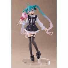 Hatsune Miku Figurine...