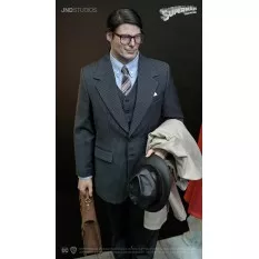 Superman (1978) Christopher Reeve Statue Clark Kent Dual Version 1/3 Hyperreal Movie JND Studios 72cm