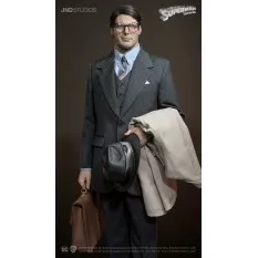 Superman (1978) Christopher Reeve Statue Clark Kent Dual Version 1/3 Hyperreal Movie JND Studios 72cm