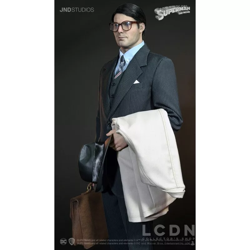 Superman (1978) Christopher Reeve Statue Clark Kent Dual Version 1/3 Hyperreal Movie JND Studios 72cm