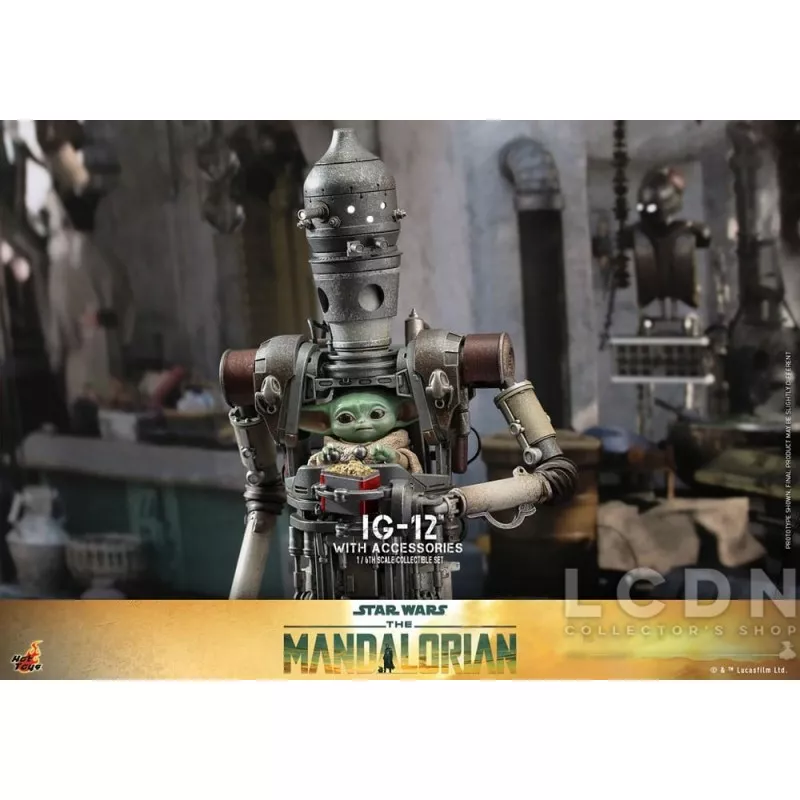 Hot Toys TMS105 Star Wars: The Mandalorian Collectible Action Figurine 1/6 IG-12 avec Accessoires 36cm