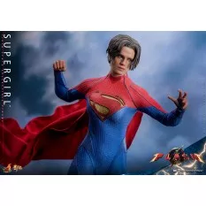 Hot Toys MMS715 The Flash Collectible Action Figurine 1/6 Supergirl 28cm