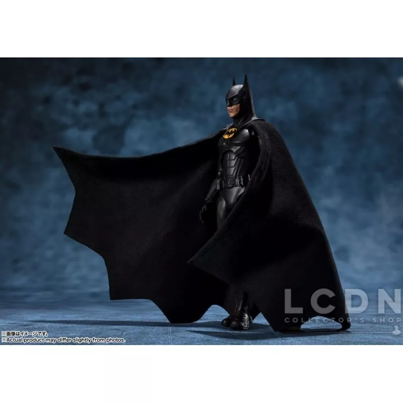 The Flash Action Figure S.H. Figuarts Batman 15cm