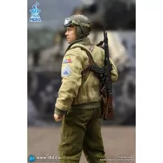 Palm Hero Series WWII US 2nd Armored Division "Hell On Wheels" Action Figure 1/12 SSGT Donald DID XA80019