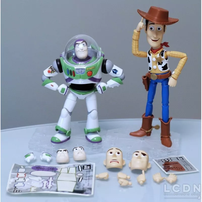Toy Story 4 Model Kit Buzz Lightyear