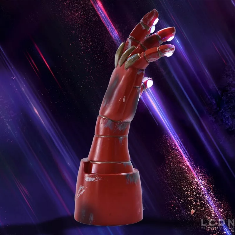 Marvel 3D Desk Lamp Iron Man Armored Hand 35cm