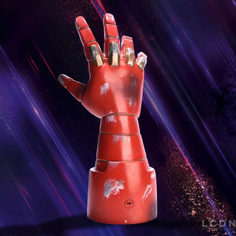 Marvel 3D Desk Lamp Iron Man Armored Hand 35cm