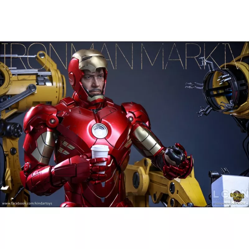 Hot Toys QS021 Iron Man 2 Collectible Action Figurine 1/4 Iron Man Mark IV with Suit-Up Gantry 48-63cm