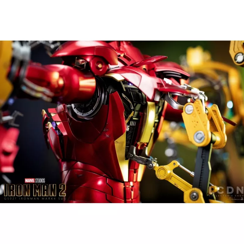 Hot Toys QS021 Iron Man 2 Collectible Action Figurine 1/4 Iron Man Mark IV with Suit-Up Gantry 48-63cm