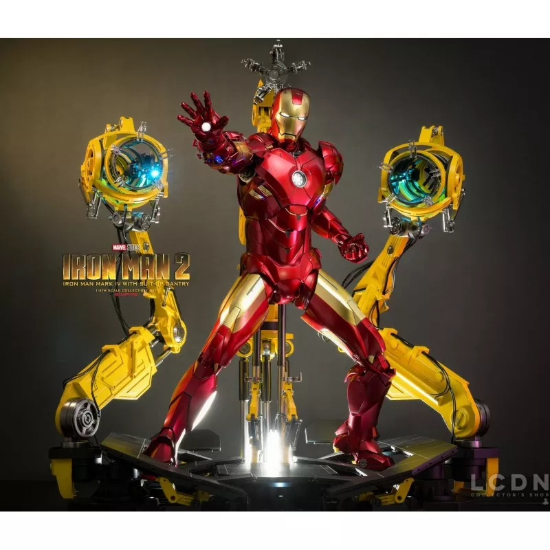 Hot Toys QS021 Iron Man 2 Collectible Action Figurine 1/4 Iron Man Mark IV with Suit-Up Gantry 48-63cm