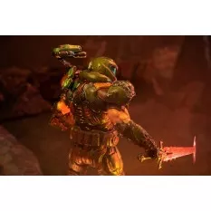 Doom Collectible Action Figurine 1/6 Doomslayer 30cm
