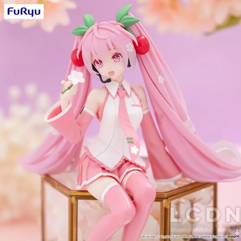 Hatsune Miku Noodle Stopper Figurine Sakura Miku 2024 15cm