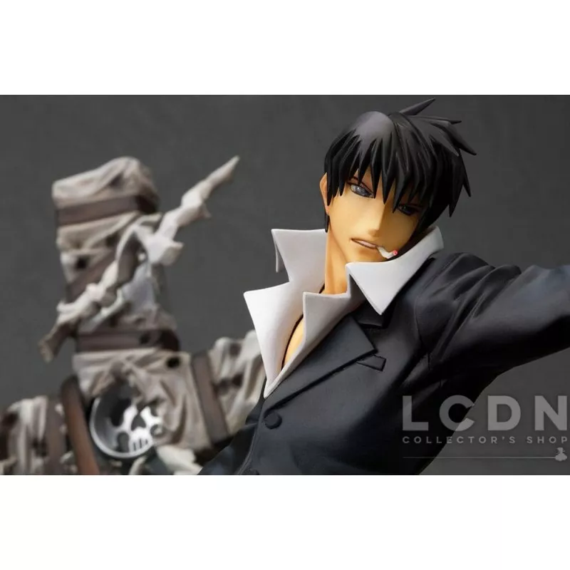 Trigun Badlands Rumble Figure ARTFX J 1/8 Nicholas D. Wolfwood Renewal Package Version 20cm