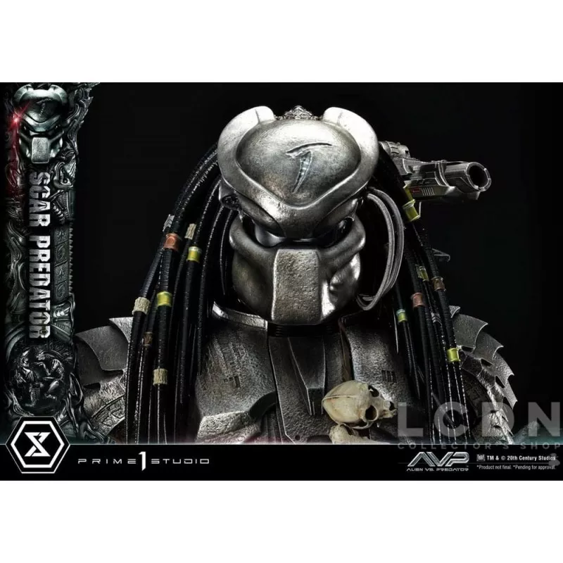 The Alien vs. Predator Statue 1/3 Scar Predator Deluxe Bonus Version 93cm