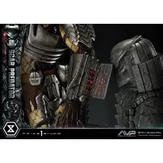 The Alien vs. Predator Statue 1/3 Scar Predator Deluxe Bonus Version 93cm