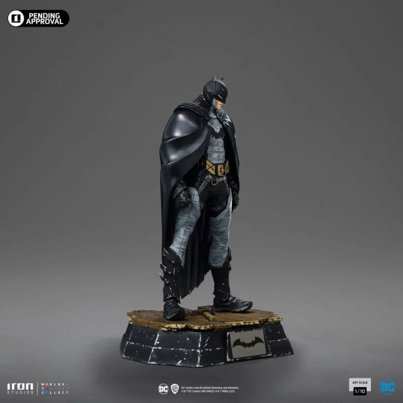 DC Comics Statue 1/10 Art Scale Batman by Rafael Grampá 23cm