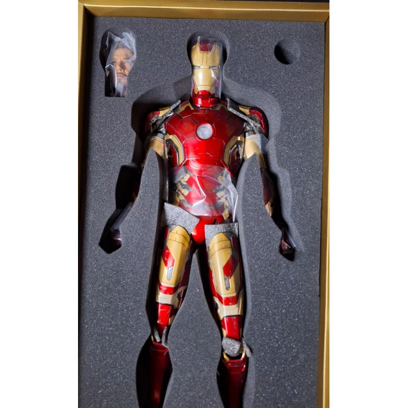 Condition : Figure in perfect state. As been displayed. Open for check.