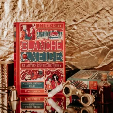 Blanche-Neige et autres contes de Grimm Book Illustration par Minalima *French*