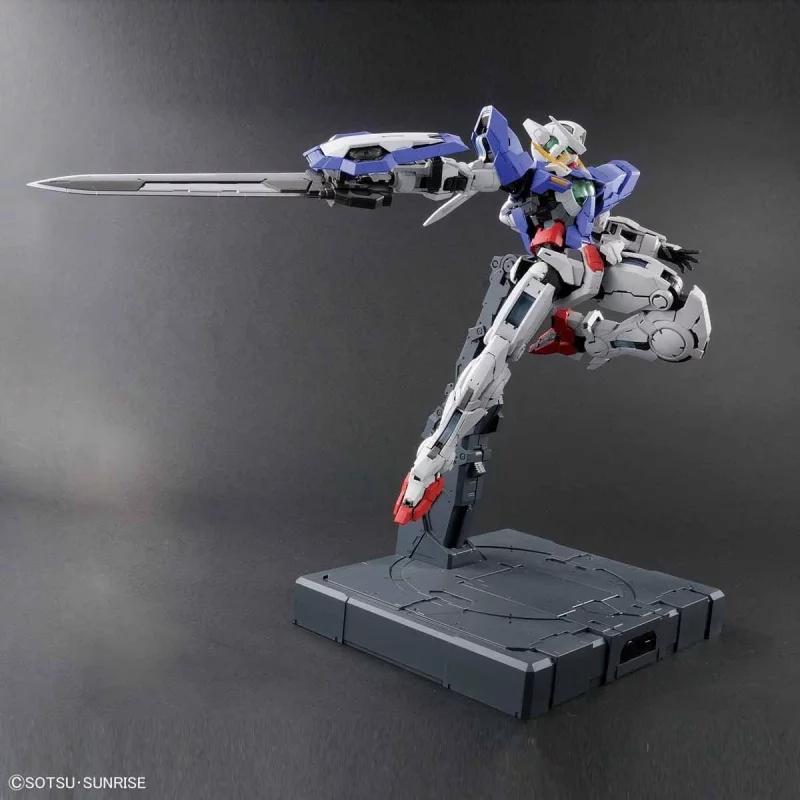 PG Celestial Being Mobile Suit GN-001 Gundam Exia 1/60 Model Kit 27cm