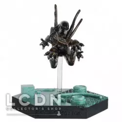 Alien Resurrection Swimming Xenomorph 1/16 Statue 10cm