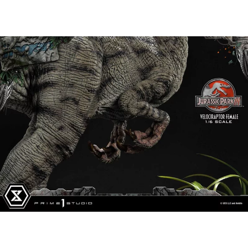 Jurassic Park III Statue 1/6 Velociraptor Female Bonus Version 44cm