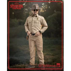 Stranger Things (Season 1) Collectible Action Figurine 1/6 Jim Hopper 32cm