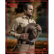 Stranger Things (Season 1) Collectible Action Figurine 1/6 Jim Hopper 32cm