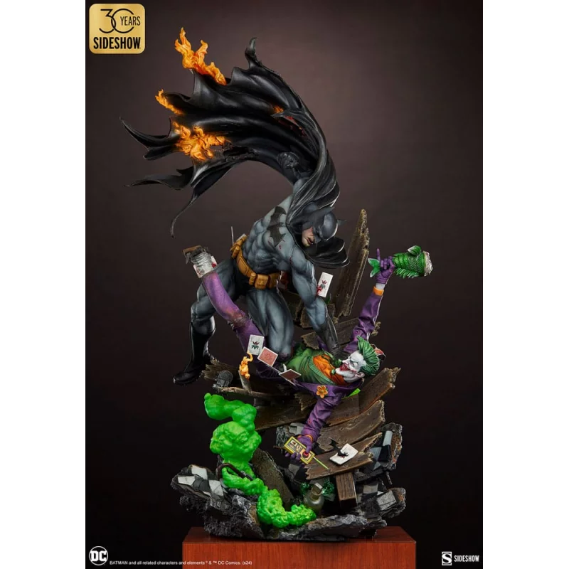 DC Comics Statue Premium Format Batman vs The Joker: Eternal Enemies 81cm (New)