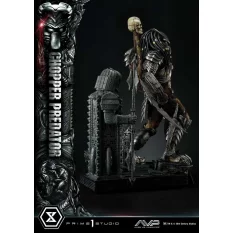 The Alien vs. Predator Statue 1/3 Chopper Predator 103cm