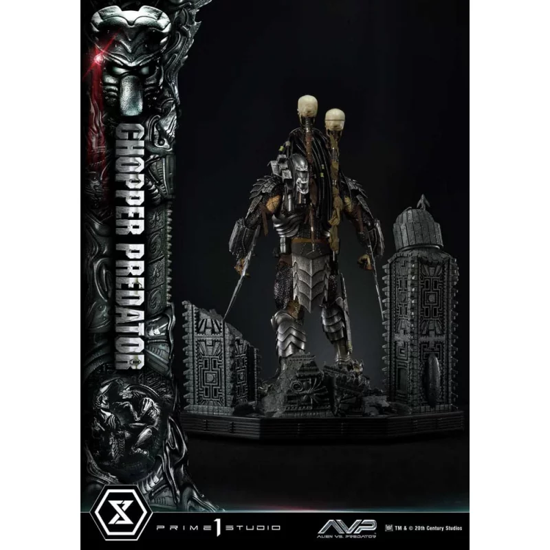 The Alien vs. Predator Statue 1/3 Chopper Predator 103cm
