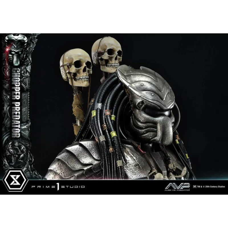 The Alien vs. Predator Statue 1/3 Chopper Predator 103cm