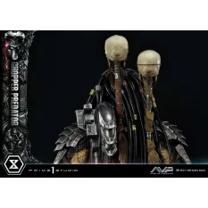 The Alien vs. Predator Statue 1/3 Chopper Predator 103cm
