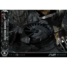 The Alien vs. Predator Statue 1/3 Chopper Predator 103cm
