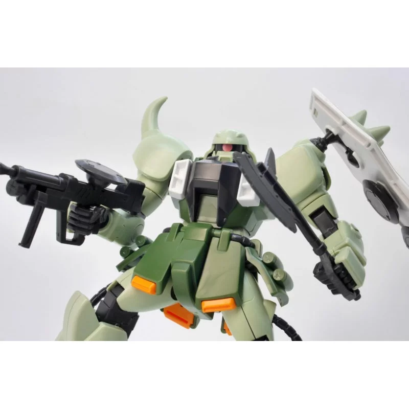 HG Gundam Gunpla Model Kit 1/144 n°018 Zaku Warrior 13cm