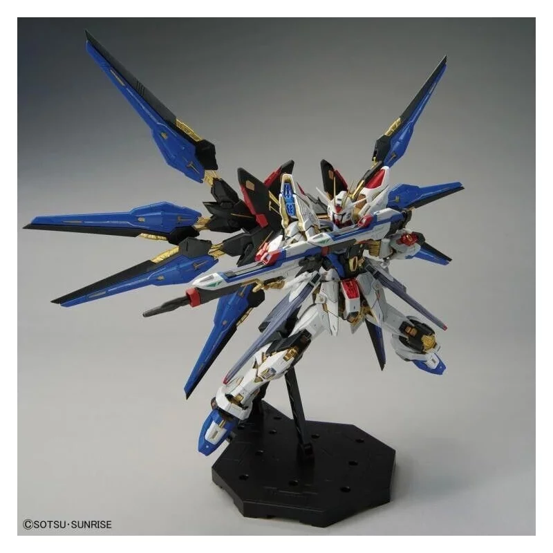 MGEX Gundam Model Kit 1/100 Strike Freedom